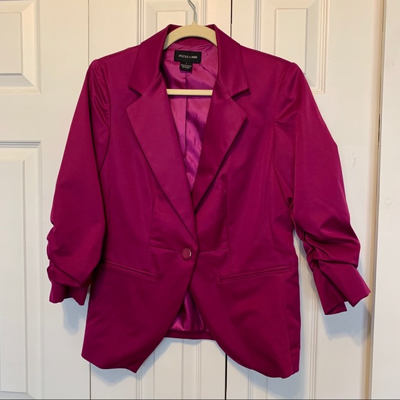 Fuchsia satin blazer - Picture 3 of 5